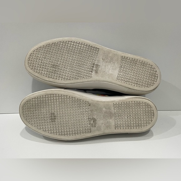 Steve Madden Exquisite Bluebird Of Joy Happiness Prosperity Flats Size 7 US - Picture 7 of 8